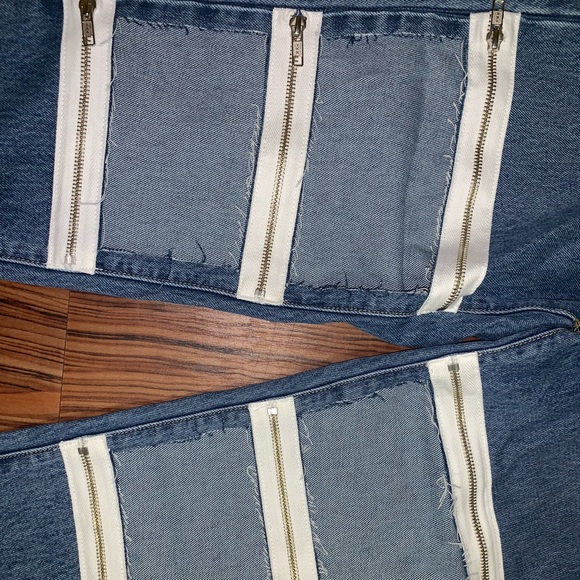 Carmar Jeans with holes - Picture 2 of 8